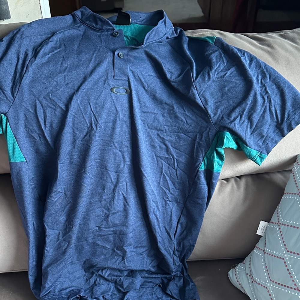 Blue and Teal Men's Shirt